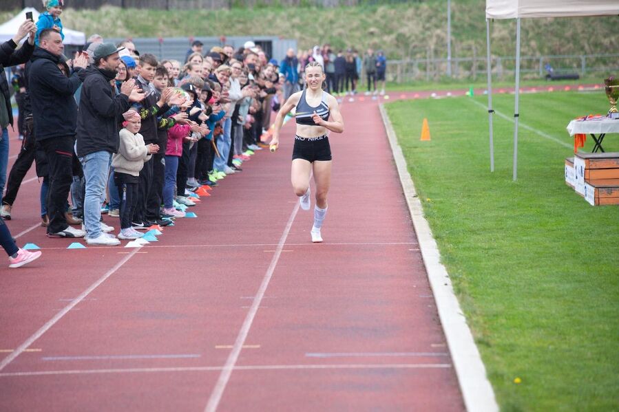 Deutsche U20 Meisterschaft in der 4×400 Meter Mixed Staffel - Galerie
