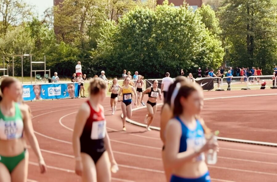 Deutsche U20 Meisterschaft in der 4×400 Meter Mixed Staffel - Galerie