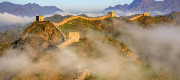 O-SEE Sportler bezwingt die Große Mauer