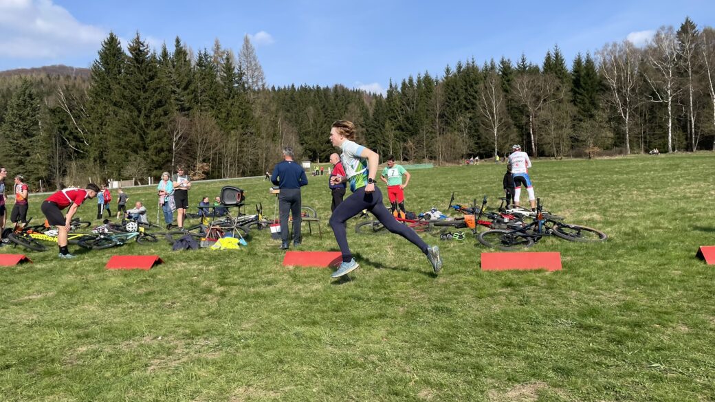 Team Duathlon in Jonsdorf am 12. April 2025