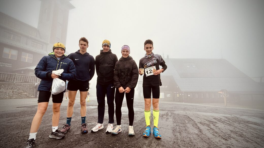 Erfolgreicher Berglauf am Fichtelberg – O-SEE Sports überzeugt mit starken Leistungen